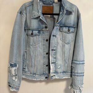 Levi’s Men’s light wash distressed jacket